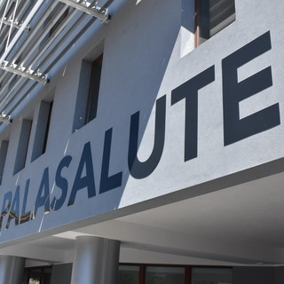 Sanremo, ambulatorio vaccinazioni trasferito al Palasalute: nuova sede operativa dal 28 aprile per tutti gli utenti