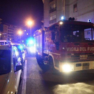 Ventimiglia: incendio in una struttura dismessa del Parco Roya, intervento stanotte dei Vigili del Fuoco