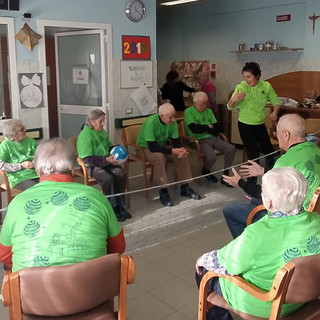 Il centro diurno alzheimer di Sanremo e la scuola di pallavolo Mazzucchelli uniscono le forze per il progetto ‘Soft volley’ Il centro diurno alzheimer di Sanremo e la scuola di pallavolo Mazzucchelli uniscono le forze per il progetto ‘Soft volley’