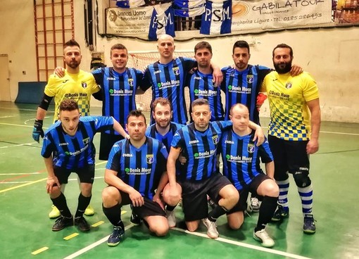 Calcio a 5 maschile. Imperia, sfuma il sogno della Final Four. Davide Bianco: "Bilancio positivo, peccato per le assenze pesanti" Calcio a 5 maschile. Imperia, sfuma il sogno della Final Four. Davide Bianco: "Bilancio positivo, peccato per le assenze pesanti"