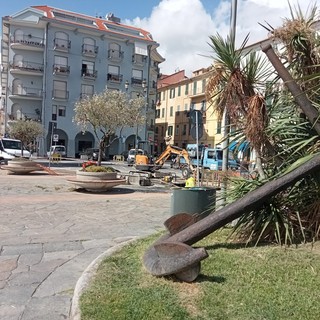 Imperia: doppia rottura del Roia 1, stop all'acqua sul lungomare Vespucci (foto) Imperia: doppia rottura del Roia 1, stop all'acqua sul lungomare Vespucci (foto)