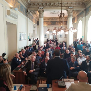 Il Governatore ad Imperia conferma la richiesta di 450 mln a Roma, Scajola "Questa non deve essere una passerella" (Foto e Video)