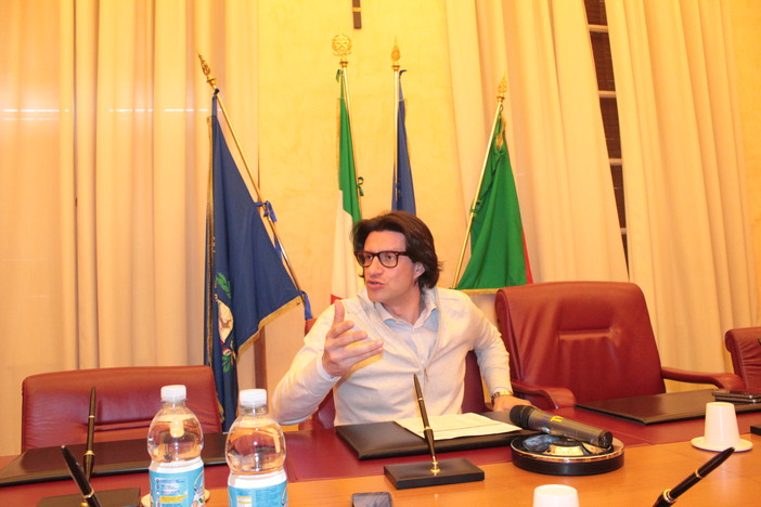 Imperia: il "Pdl" presenta la mozione di sfiducia al sindaco, Strescino: "Si tratta di un gruppo di potere alla canna del gas"