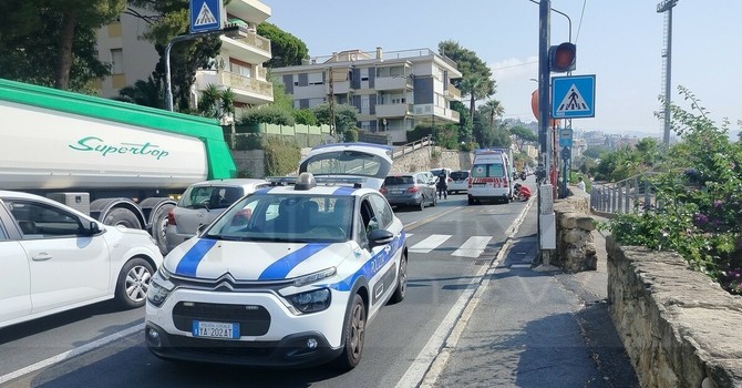 Sanremo, il bimbo investito sulle strisce è stato estubato: prosegue il monitoraggio al Gaslini, non è in pericolo di vita
