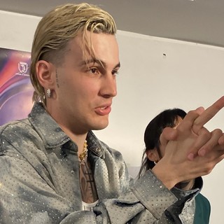 Il Tre e la bellezza di essere 'Fragili' a Sanremo 2024: "Trovate la vostra passione e inseguitela" Il Tre e la bellezza di essere 'Fragili' a Sanremo 2024: "Trovate la vostra passione e inseguitela"