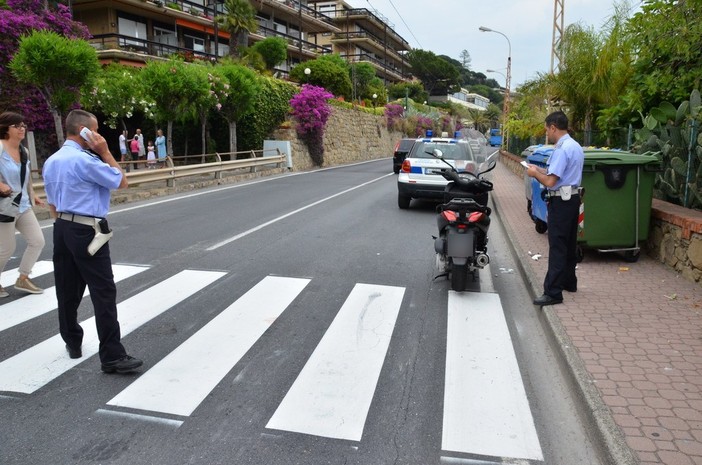 Sanremo: investimento sulle strisce questa mattina in corso Mazzini, il centauro è ricoverato in prognosi riservata Sanremo: investimento sulle strisce questa mattina in corso Mazzini, il centauro è ricoverato in prognosi riservata