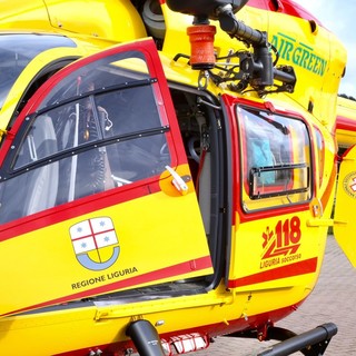 Ventimiglia: donna investita in corso Genova da un mezzo pesante, trasportata in elicottero a Pietra Ligure