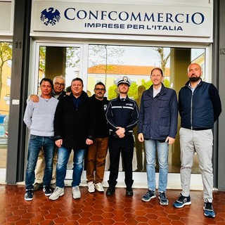 Confcommercio del Golfo dianese: "Buon lavoro al nuovo comandante della locale"