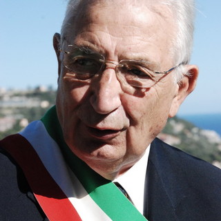 Ospedaletti: oggi Eraldo Crespi compie 84 anni, gli auguri del Sindaco, dell'Amministrazione ed anche i nostri Ospedaletti: oggi Eraldo Crespi compie 84 anni, gli auguri del Sindaco, dell'Amministrazione ed anche i nostri