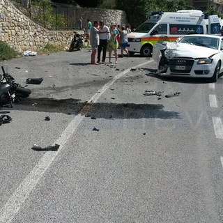 Ventimiglia: violento scontro auto-moto nella zona di Roverino, il bilancio è di due feriti