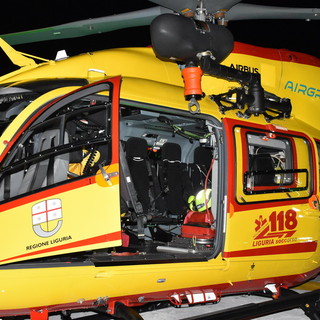 Ventimiglia: si schianta con l'auto nella zona di Latte, 63enne portato in elicottero all'ospedale