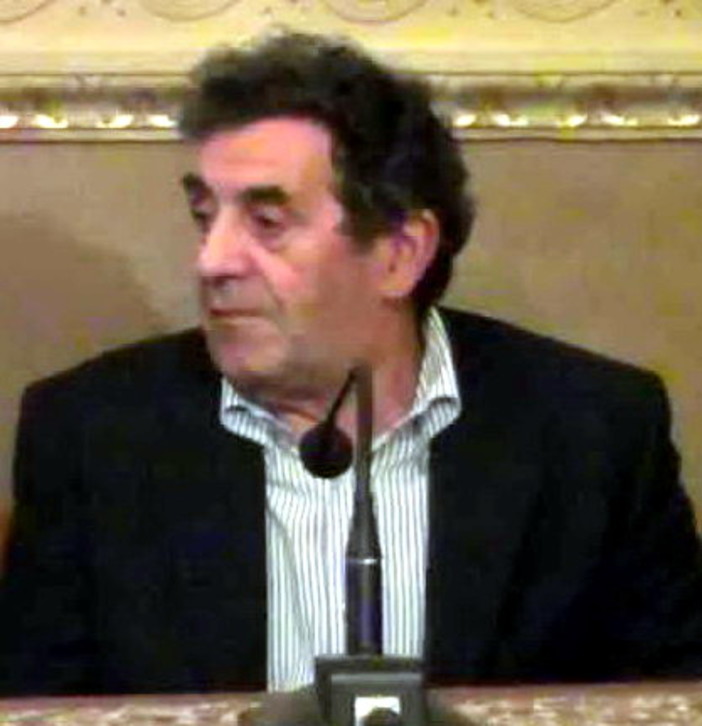 Pontedassio: sabato prossimo al Palazzo Agnesi la presentazione del libro di Ino Gazo Pontedassio: sabato prossimo al Palazzo Agnesi la presentazione del libro di Ino Gazo