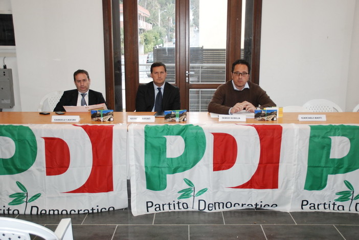 Approvata questa mattina in Regione la nuova Legge sugli accompagnatori turisti proposta dal PD Approvata questa mattina in Regione la nuova Legge sugli accompagnatori turisti proposta dal PD