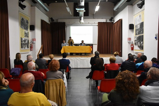 Ospedaletti: ieri primo incontro con i cittadini sull'Ospedale 'Unico', Sonia Viale "Posa della prima pietra più vicina" (Foto e Video)