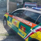 Donna di 42 anni cade dalle scale in casa a Ventimiglia: soccorsa e trasferita in ospedale a Sanremo Donna di 42 anni cade dalle scale in casa a Ventimiglia: soccorsa e trasferita in ospedale a Sanremo