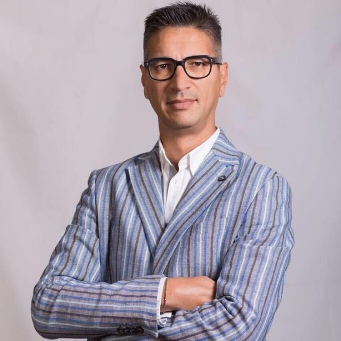 Come affrontare il problema della carenza infermieristica di questi anni e di quelli futuri? Come affrontare il problema della carenza infermieristica di questi anni e di quelli futuri?