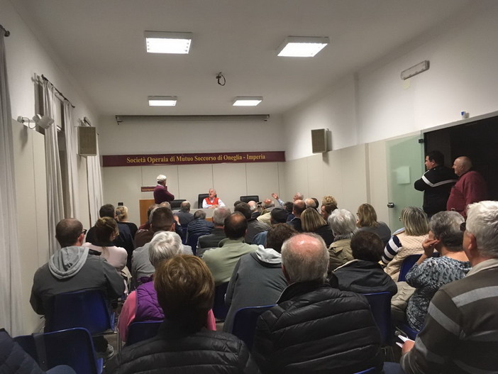 Doppio appuntamento, nella giornata di ieri per il candidato Sindaco di Imperia Claudio Scajola