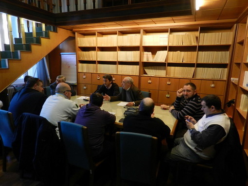 Imperia: questa mattina l'incontro tra i sindacati della RT ed il gruppo del PD in Provincia Imperia: questa mattina l'incontro tra i sindacati della RT ed il gruppo del PD in Provincia