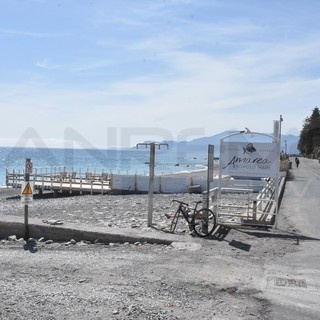 Bordighera: controlli sulle spiagge per il rispetto delle normative anti Covid affidati alle squadre dei volontari Bordighera: controlli sulle spiagge per il rispetto delle normative anti Covid affidati alle squadre dei volontari