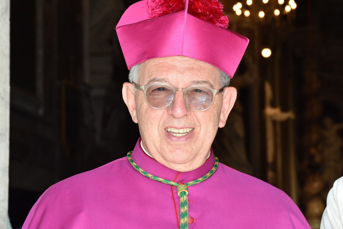 Intervista del Vescovo Antonio Suetta ad Avvenire: “Attenti a magia e superstizione, il demonio è realtà e va riconosciuto”