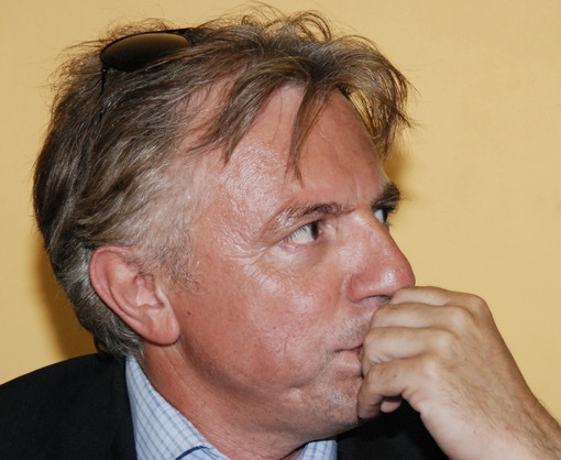 Sanremo: nuovo attacco di Francesco Castagnino (FLI) all'Amministrazione matuziana