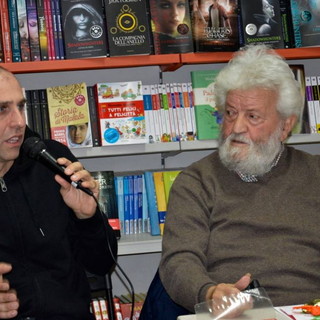 Bordighera: grande successo ieri sera alla libreria Mondadori per l'incontro con Libereso Guglielmi Bordighera: grande successo ieri sera alla libreria Mondadori per l'incontro con Libereso Guglielmi