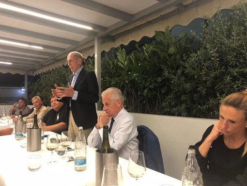 Incontro di Luigi Sappa con balneari, esercenti, tassisti e operatori del porto di Imperia “Importante saper fare accoglienza”