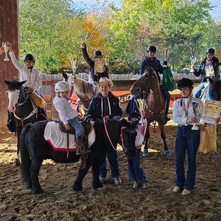 Discipline western, le ragazze dell'Ippica Val Nervia di Camporosso protagoniste a Voghera