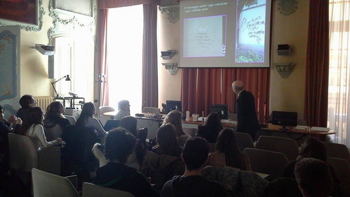 'Incontro al Classico': martedì scorso gli studenti del 'Cassini' all'Università di Genova (Foto)