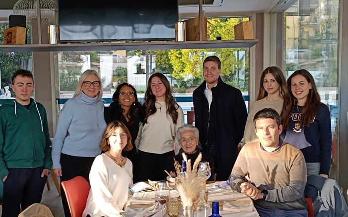 Sanremo: per i ragazzi del Liceo Cassini una intera giornata insieme a Piera Levi Montalcini (Foto) Sanremo: per i ragazzi del Liceo Cassini una intera giornata insieme a Piera Levi Montalcini (Foto)