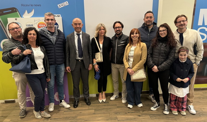 Proseguono gli incontri del Candidato Sindaco Alessandro Mager con le Organizzazioni Sindacali dei lavoratori del Casinò di Sanremo Proseguono gli incontri del Candidato Sindaco Alessandro Mager con le Organizzazioni Sindacali dei lavoratori del Casinò di Sanremo