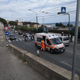 Sanremo: incidente in corso Marconi, giovane tamponato e portato in ospedale (Foto)