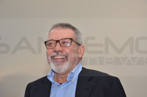 Musulmani domenica nelle chiese cattoliche: l'imperiese Hamza Piccardo lancia la 'Costituente Islamica Italiana' Musulmani domenica nelle chiese cattoliche: l'imperiese Hamza Piccardo lancia la 'Costituente Islamica Italiana'