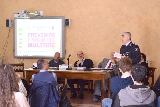 Sicustrada Live al Liceo 'G.D. Cassini”'di Sanremo: sicurezza stradale e mobilità sostenibile (Foto)
