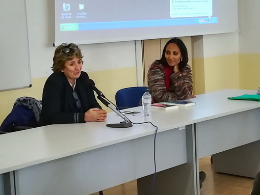 Sanremo: interessante incontro questa mattina con la scrittrice Paola Mastracola per gli studenti del 'Colombo'