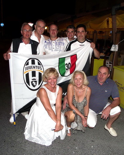 Arma di Taggia: ieri l'incontri tra lo Juventus Club Doc Sanremo e il club francese 'Trezeguet' Arma di Taggia: ieri l'incontri tra lo Juventus Club Doc Sanremo e il club francese 'Trezeguet'