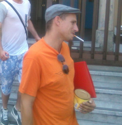 Portò una famiglia di nigeriani in Francia. Il passeur per umanità Felix Croft a processo al Tribunale di Imperia. Udienza rinviata al 16 febbraio Portò una famiglia di nigeriani in Francia. Il passeur per umanità Felix Croft a processo al Tribunale di Imperia. Udienza rinviata al 16 febbraio