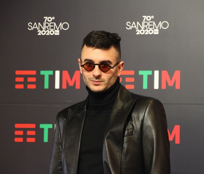 Junior Cally a Sanremo: "Sto con Gessica. Se non capiamo differenza tra fiction e realtà, allora vale tutto”