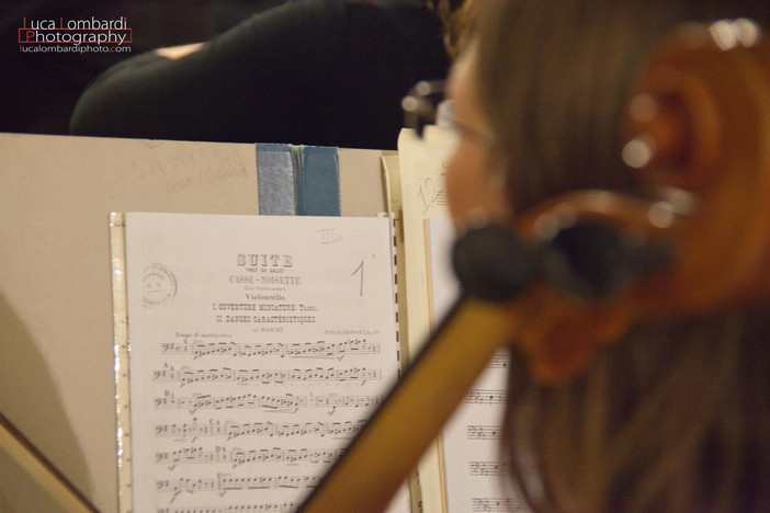 La provincia di Imperia accende i riflettori sul Natale: un weekend di teatro, musica, cultura e tradizioni