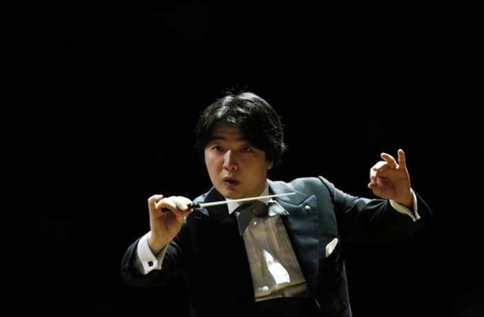 Il M° Kazuki Yamada dirige l'Orchestra Filarmonica di Monte-Carlo all'Auditorium Rainier III di Monaco Il M° Kazuki Yamada dirige l'Orchestra Filarmonica di Monte-Carlo all'Auditorium Rainier III di Monaco
