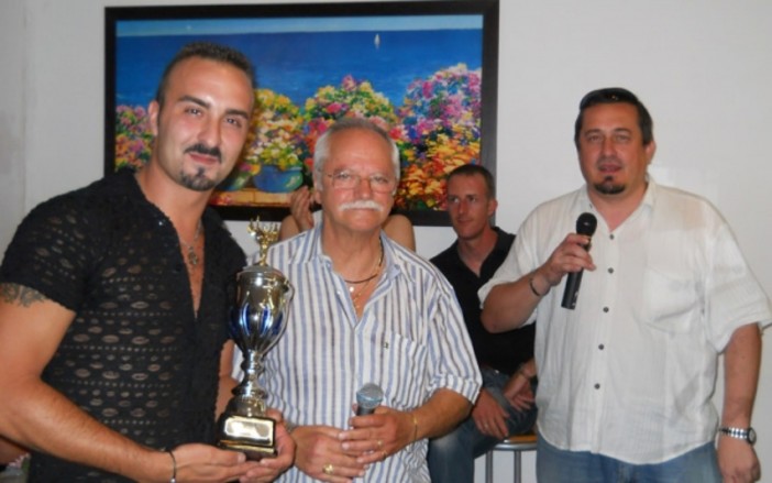 Successo al Bar Calypso per la prima edizione di 'Karaokando Bordighera'