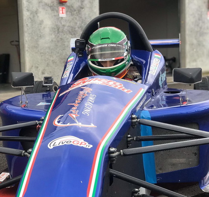 Automobilismo: il sanremese Kevin Liguori subito in evidenza al volante della 'Formula Predator' (Foto e Video)
