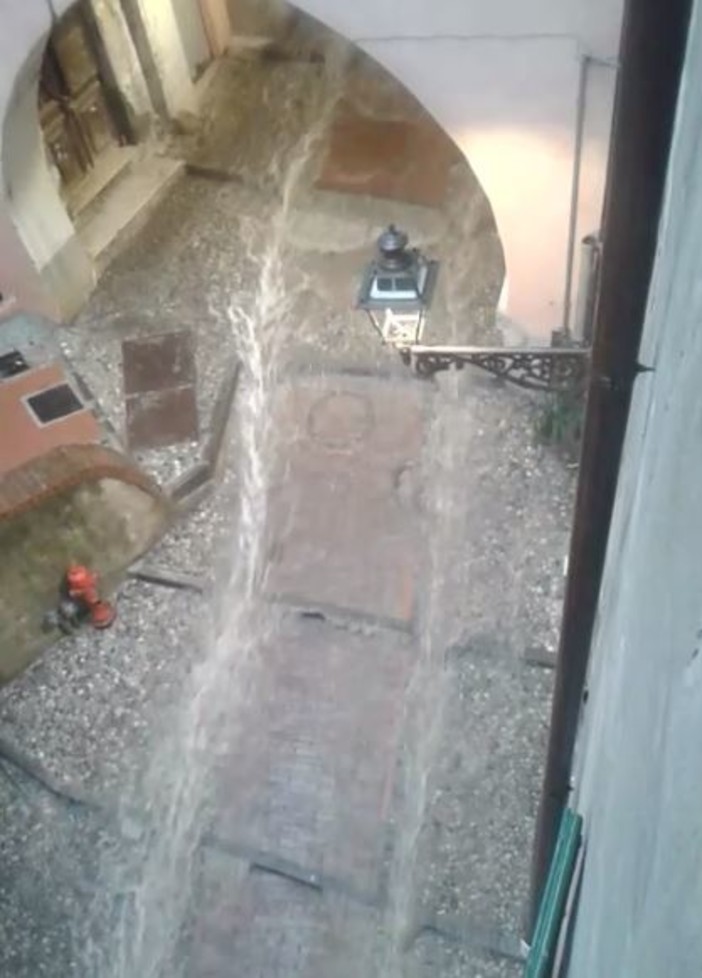 Sanremo: situazione nel centro storico per le forti piogge, il video con commento del direttivo del CdQ La Pigna