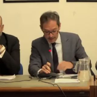 Ospedale di Bordighera, Stucchi: "I medici non vogliono venire qua, le cooperative sono inevitabili" Ospedale di Bordighera, Stucchi: "I medici non vogliono venire qua, le cooperative sono inevitabili"