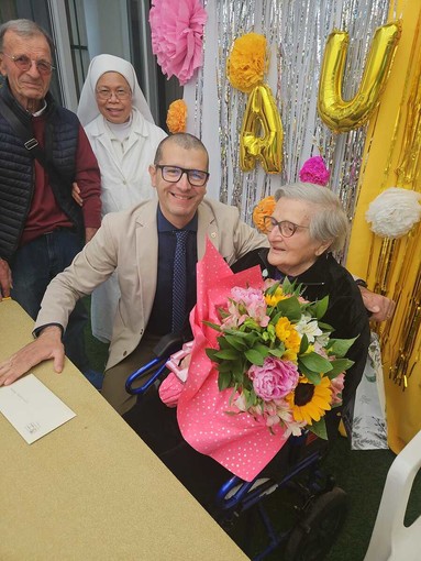 Sanremo, festeggiati i 100 anni della signora Lucrezia Bressano Sanremo, festeggiati i 100 anni della signora Lucrezia Bressano