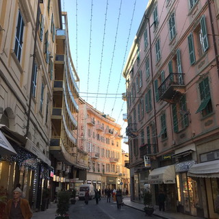 Sanremo: un dicembre 2016 da dimenticare per i commercianti, si punta al riscatto con Capodanno