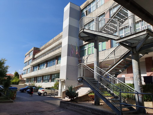 Imperia: gli studenti del liceo 'Vieusseux' a confronto con Franco Siccardi, esperto italiano di protezione civile