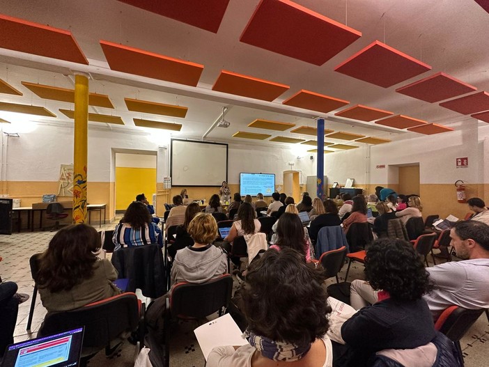 L'istituto Comprensivo Sanremo Levante ottiene il bollino di 'eccellenza' per la formazione L'istituto Comprensivo Sanremo Levante ottiene il bollino di 'eccellenza' per la formazione