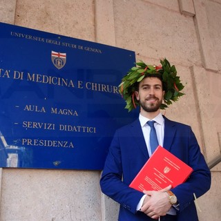 Il sanremese Giorgio Gregory Giordano si è laureato in Medicina e Chirurgia con 110 e Lode (Foto)
