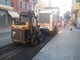 Ventimiglia: iniziati i lavori di asfaltatura di corso Genova, previsti anche in altre zone della città (Foto)